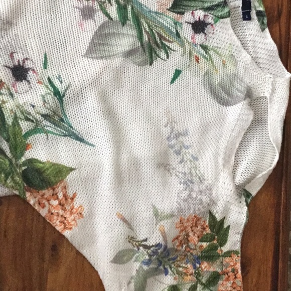 Leonardo Tropical top - Picture 8 of 8